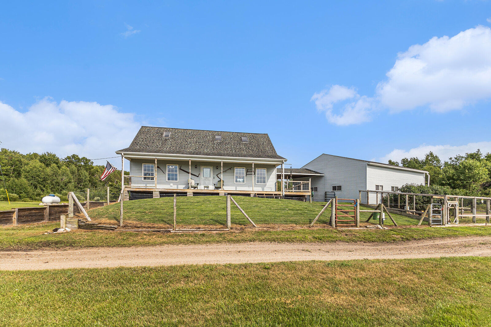 Property Photo: 3431 E M-20 MI 49421