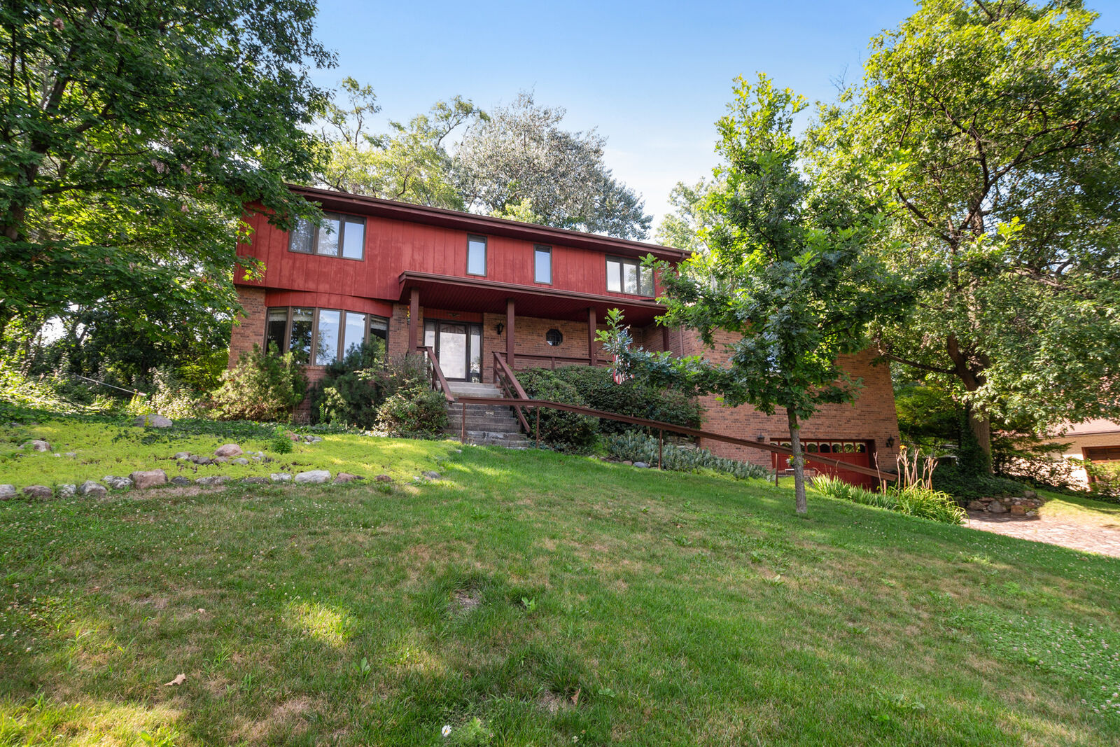 Property Photo: 9940 S Wood Lane IL 60465