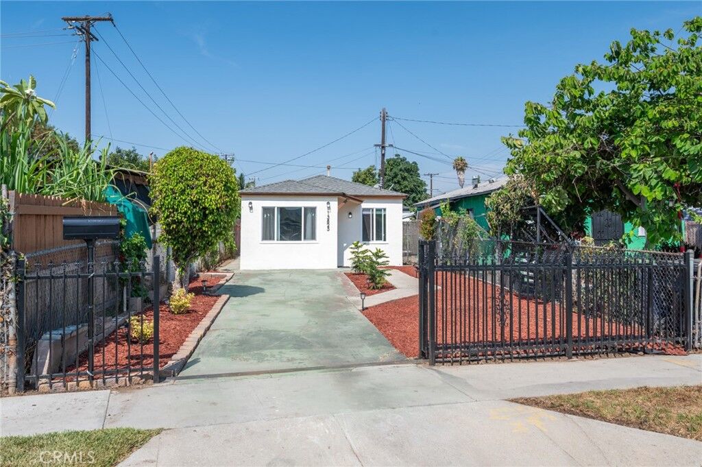 Property Photo:  13825 Stanford Avenue  CA 90059 