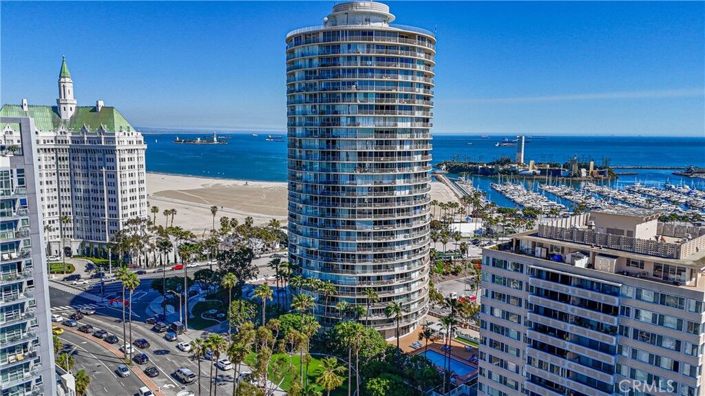 Property Photo:  700 E Ocean Boulevard 2703  CA 90802 