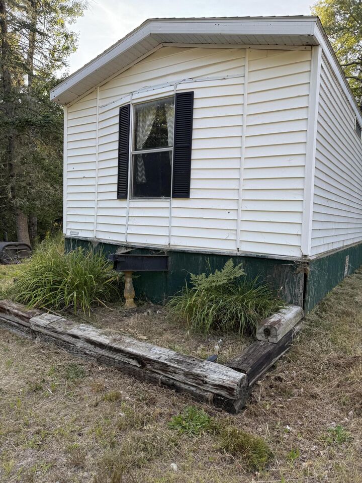Property Photo: 224 Kansas Road ME 04658