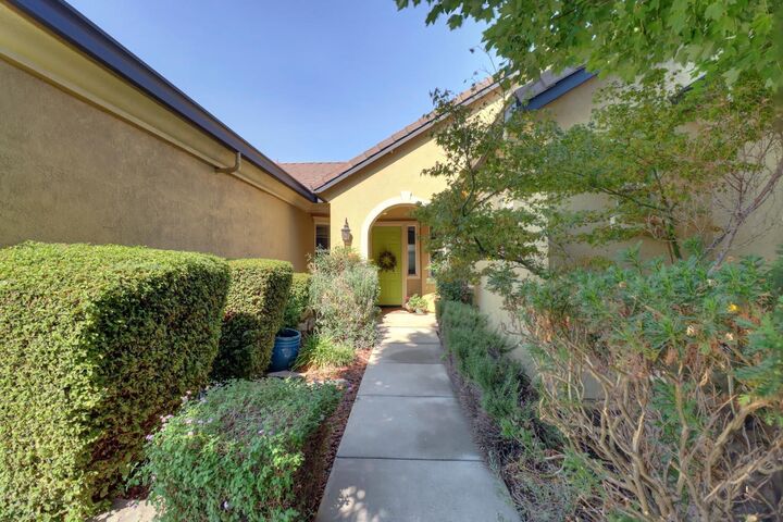 Property Photo: 733 Killebrew Way CA 95632