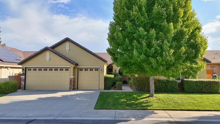 Property Photo: 733 Killebrew Way CA 95632