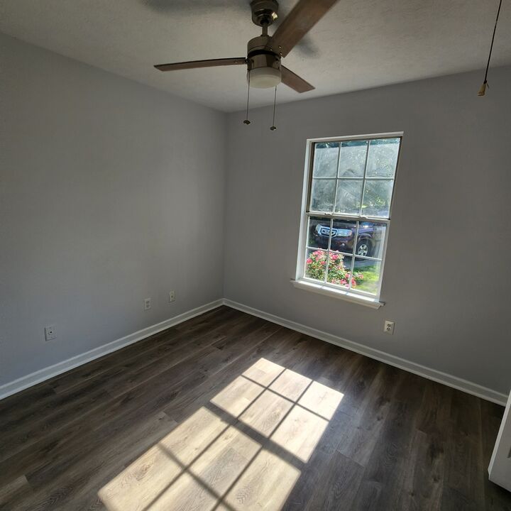 Property Photo: 403 Independence Ct TN 37086