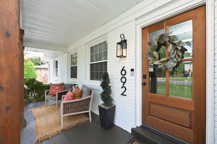692 Brewer Dr  Nashville TN 37211 photo