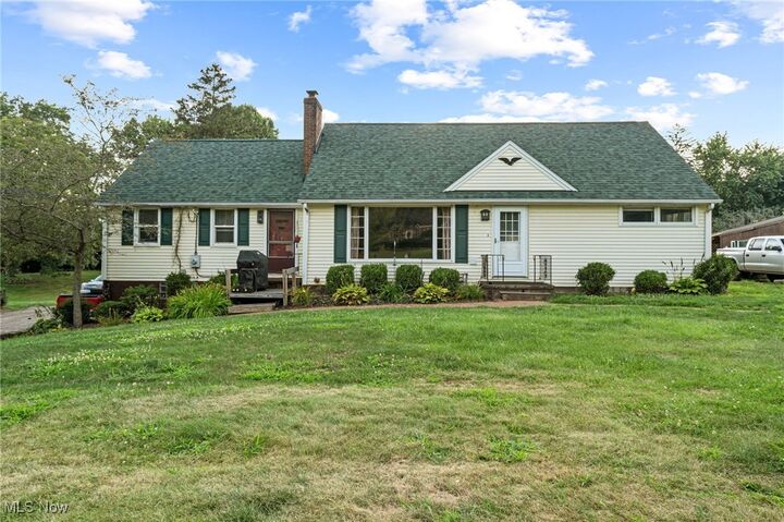 Property Photo:  805 Woodlawn Avenue NW  OH 44708 