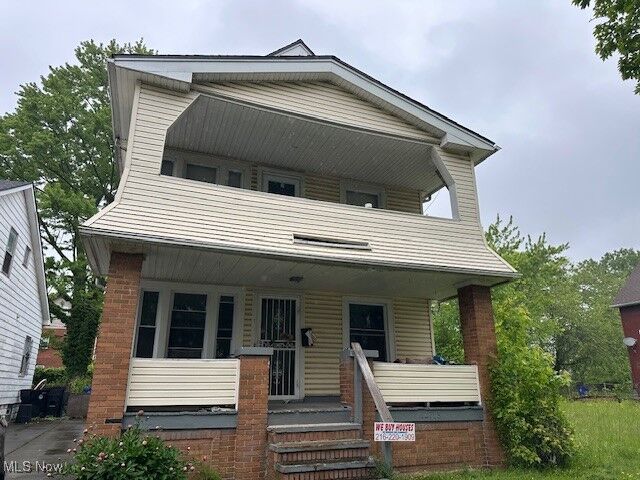 Property Photo:  12713 Signet Avenue  OH 44120 