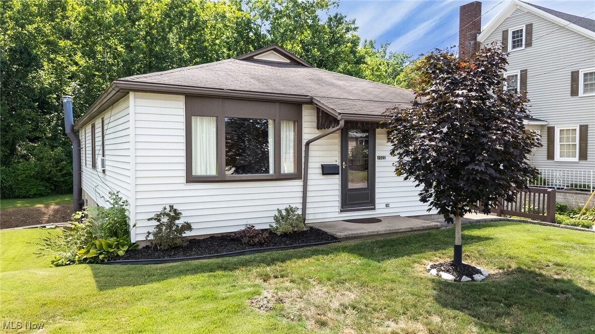 Property Photo:  1022 Stadium Drive  WV 26170 