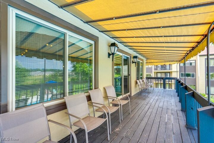 Property Photo: 1012 Bunker Drive 303 OH 44333