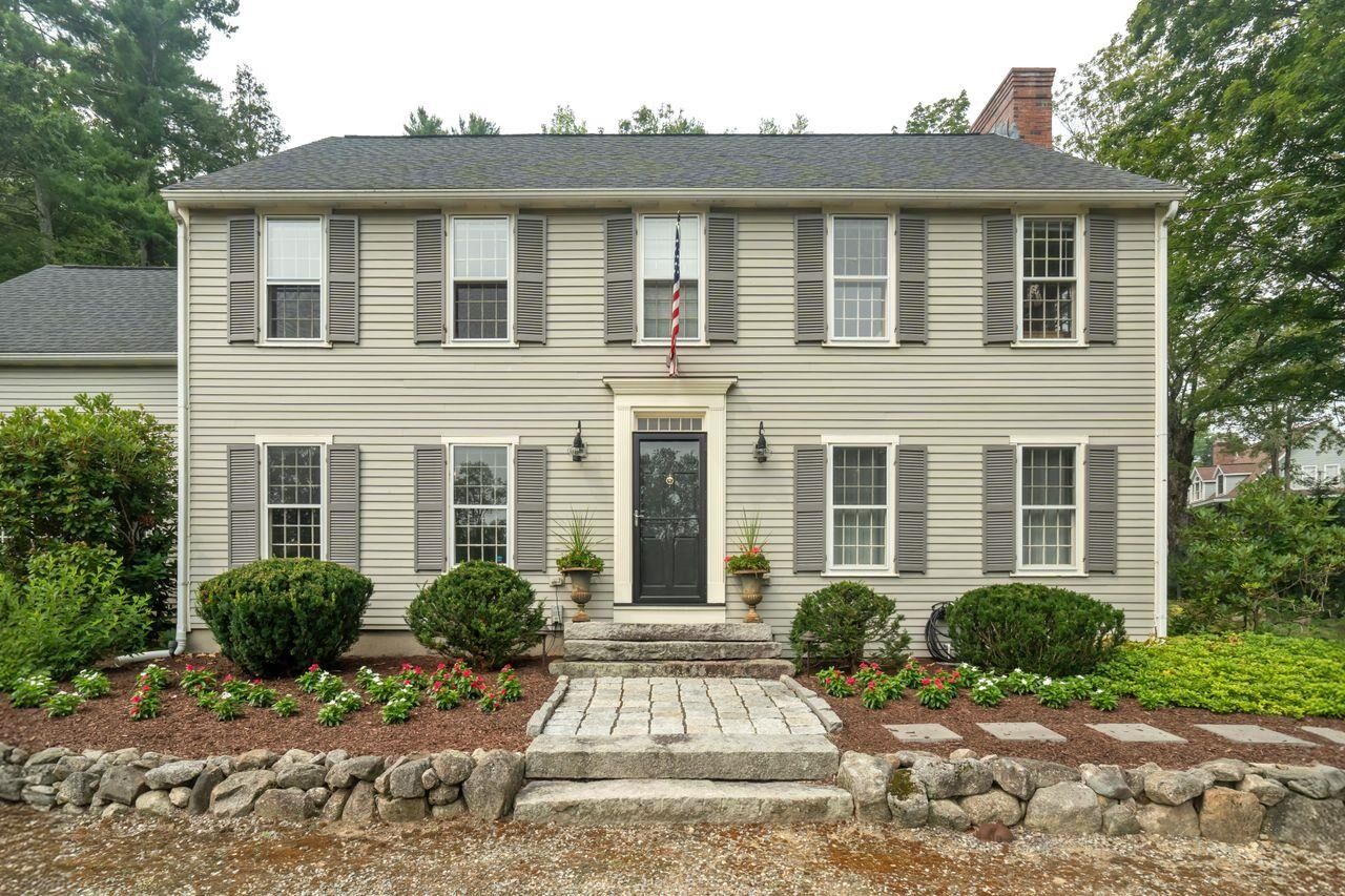 Property Photo: 1 Brimstone Hill Road NH 03031