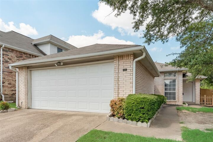 225 Juniper Ridge Court  Desoto TX 75115 photo