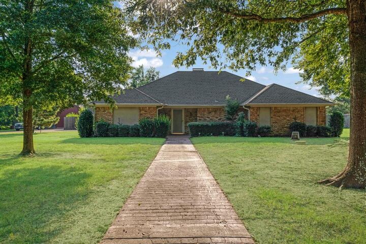 7142 Heather Lane  Paris TX 75462 photo