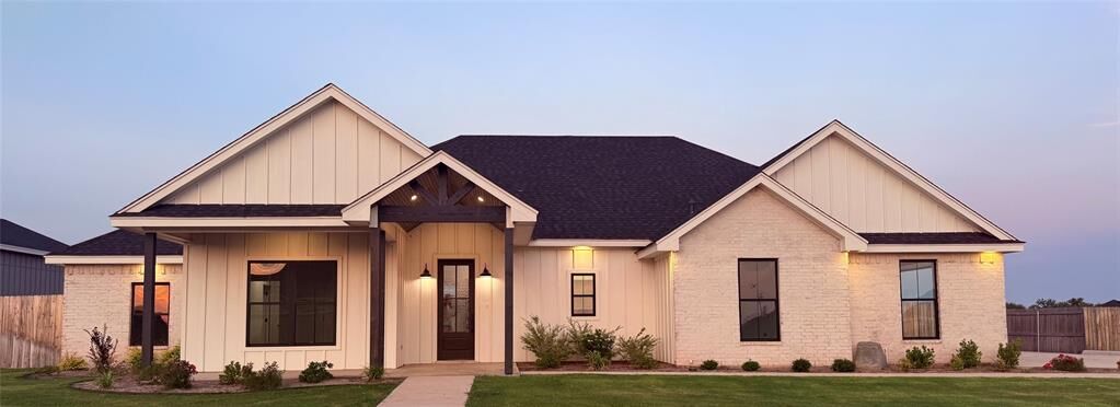 Property Photo:  173 Windy Hill Drive  TX 79562 