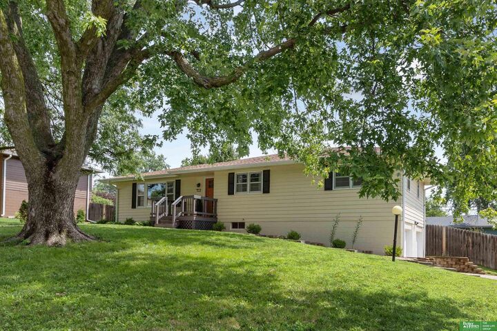 Property Photo:  3137 S 118th Street  NE 68144 