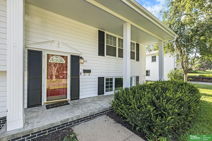 Property Photo:  1111 Carriage Road  NE 68046 