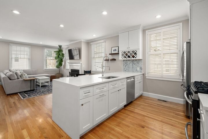 Property Photo:  82 School St 3  MA 02129 