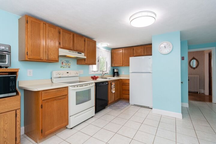 Property Photo:  12 Ingleside Ave  MA 02148 