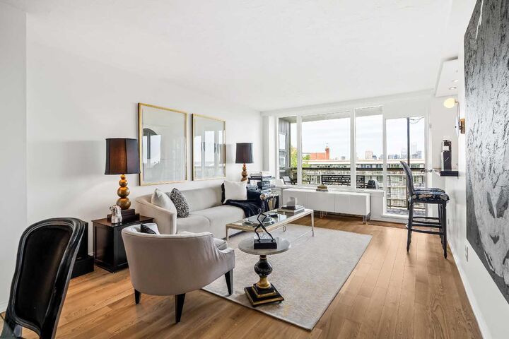 Property Photo:  3316 Rideau Place SW 704  AB T2S 1Z4 