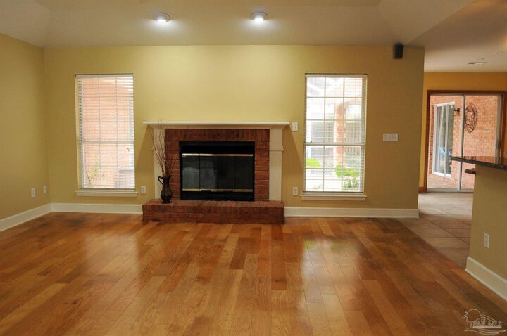 Property Photo: 4491 La Mirage FL 32504