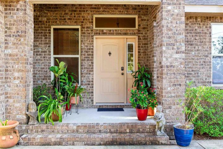 Property Photo: 8674 Rio Vista Dr FL 32566