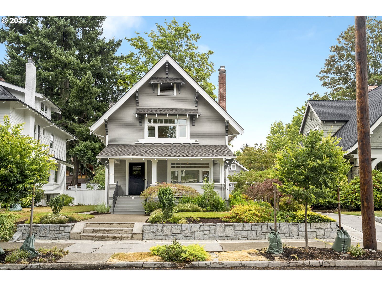 Property Photo:  2746 NE 22nd Ave  OR 97212 