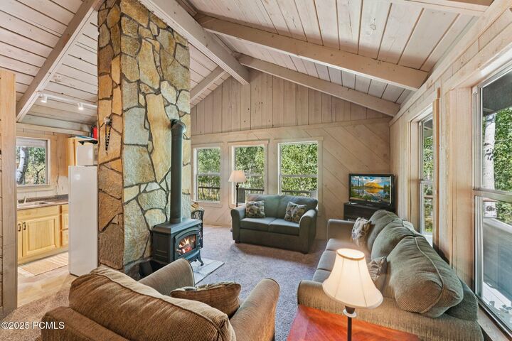Property Photo: 10645 Cottonwood Lane UT 84032