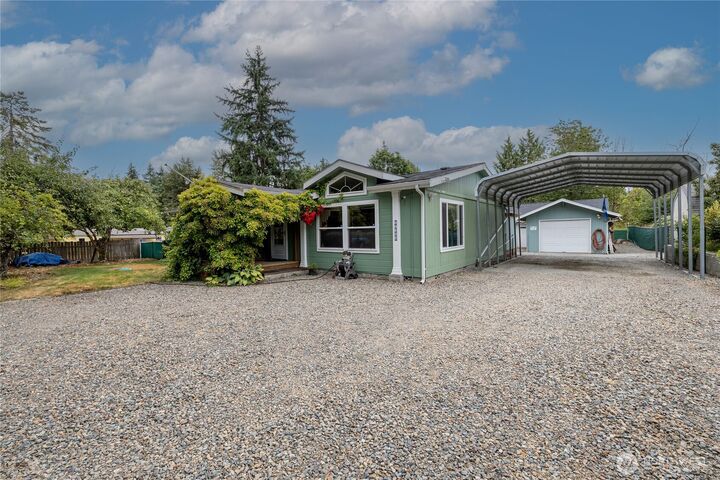 Property Photo: 21304 131st Street Ct E WA 98391