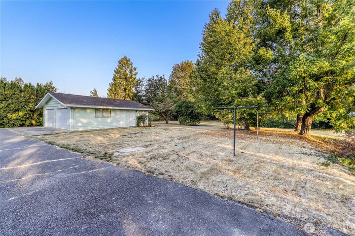 Property Photo:  155  May Street W  WA 98366