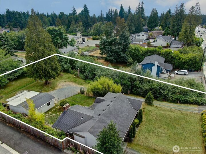 Property Photo: 13811 Beverly Park Road WA 98087