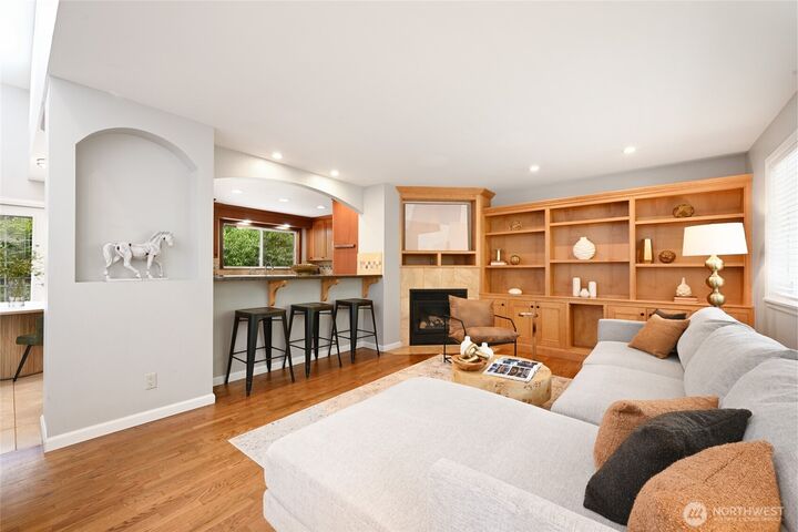 Property Photo:  13651  183rd Avenue SE  WA 98059 