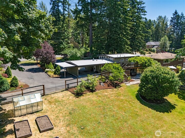 Property Photo: 13651 183rd Avenue SE WA 98059