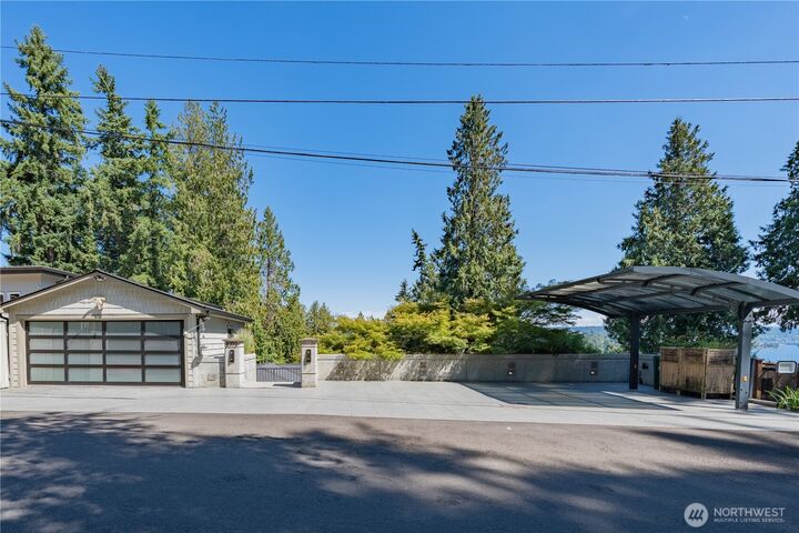 Property Photo: 8323 NE 110th Place WA 98034