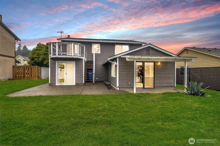 Property Photo:  5106  Green Hills Avenue NE  WA 98422 