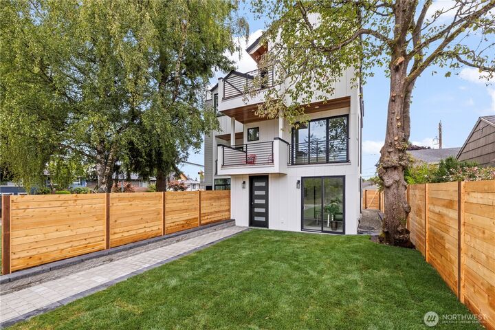 Property Photo: 4402 52nd Avenue SW WA 98116