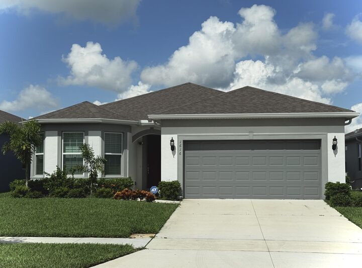 Property Photo:  1616 Groveline Road  FL 34771 