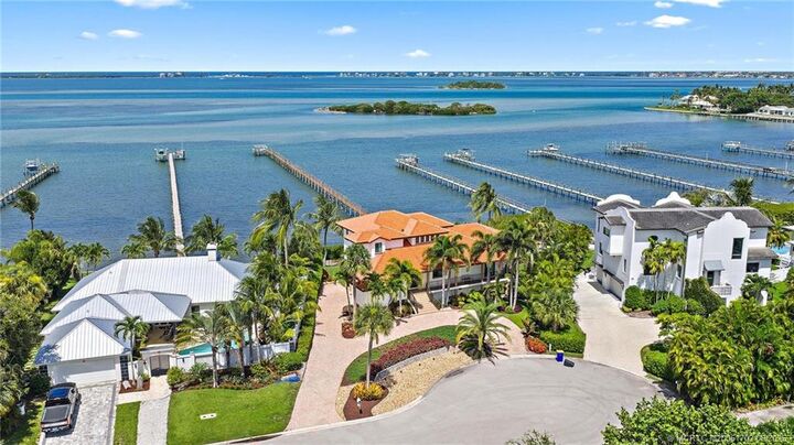Property Photo: 14 Herons Nest FL 34996