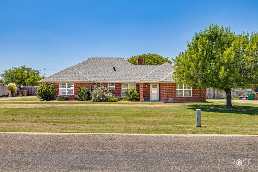 Property Photo: 6765 Templin Rd TX 76904