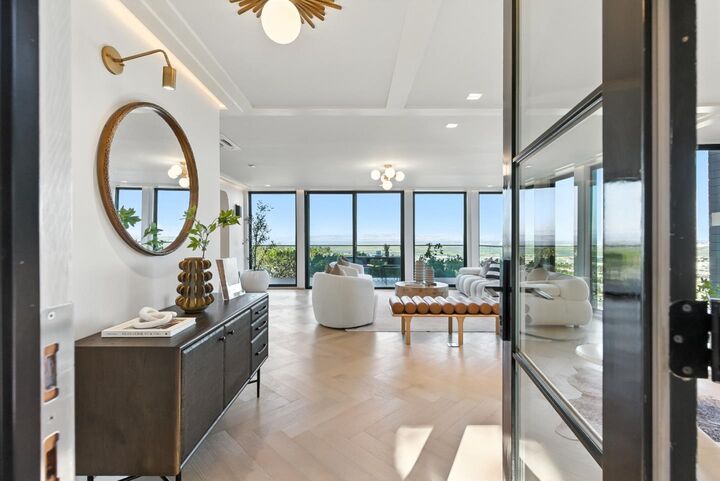 Property Photo: 490 Shelford Avenue CA 94070