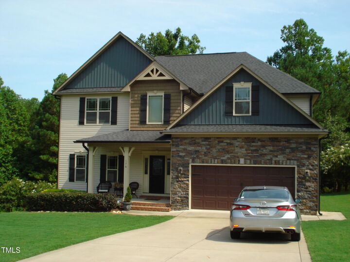 Property Photo: 176 Northcliff Court NC 27527