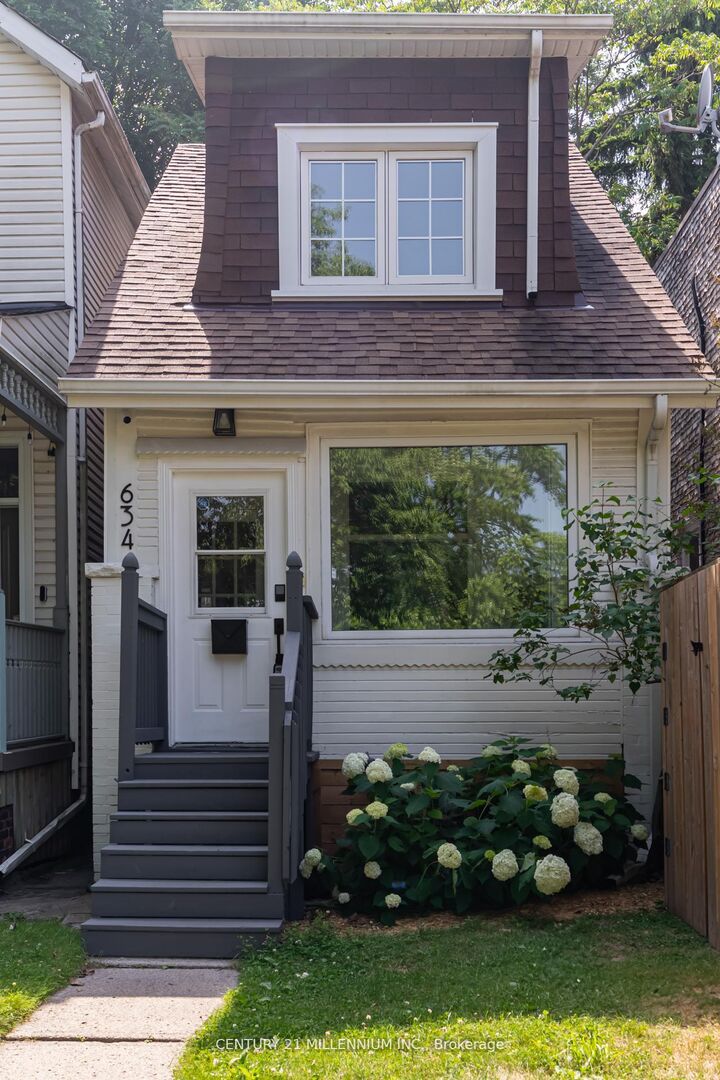 Property Photo: 634 Woodbine Avenue ON M4E 2J1