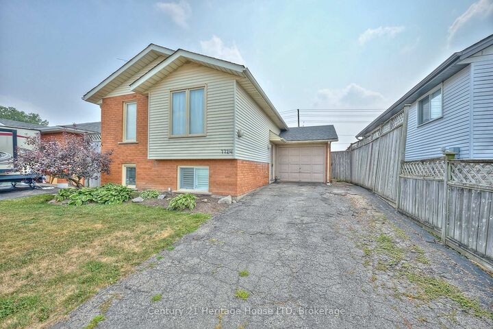 Property Photo: 7724 Donlee Drive ON L2H 2N5