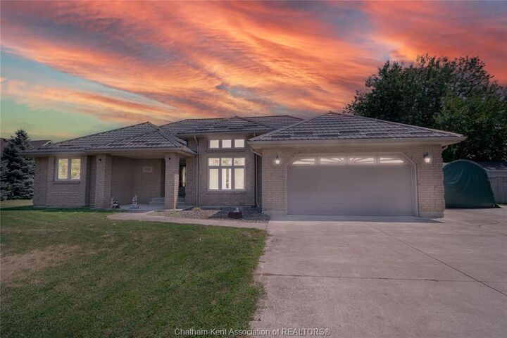 Property Photo: 630 Markham Drive ON N0P 2L0