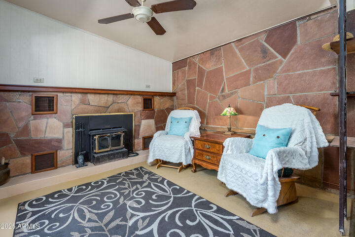 Property Photo: 216 Main Street AZ 86324