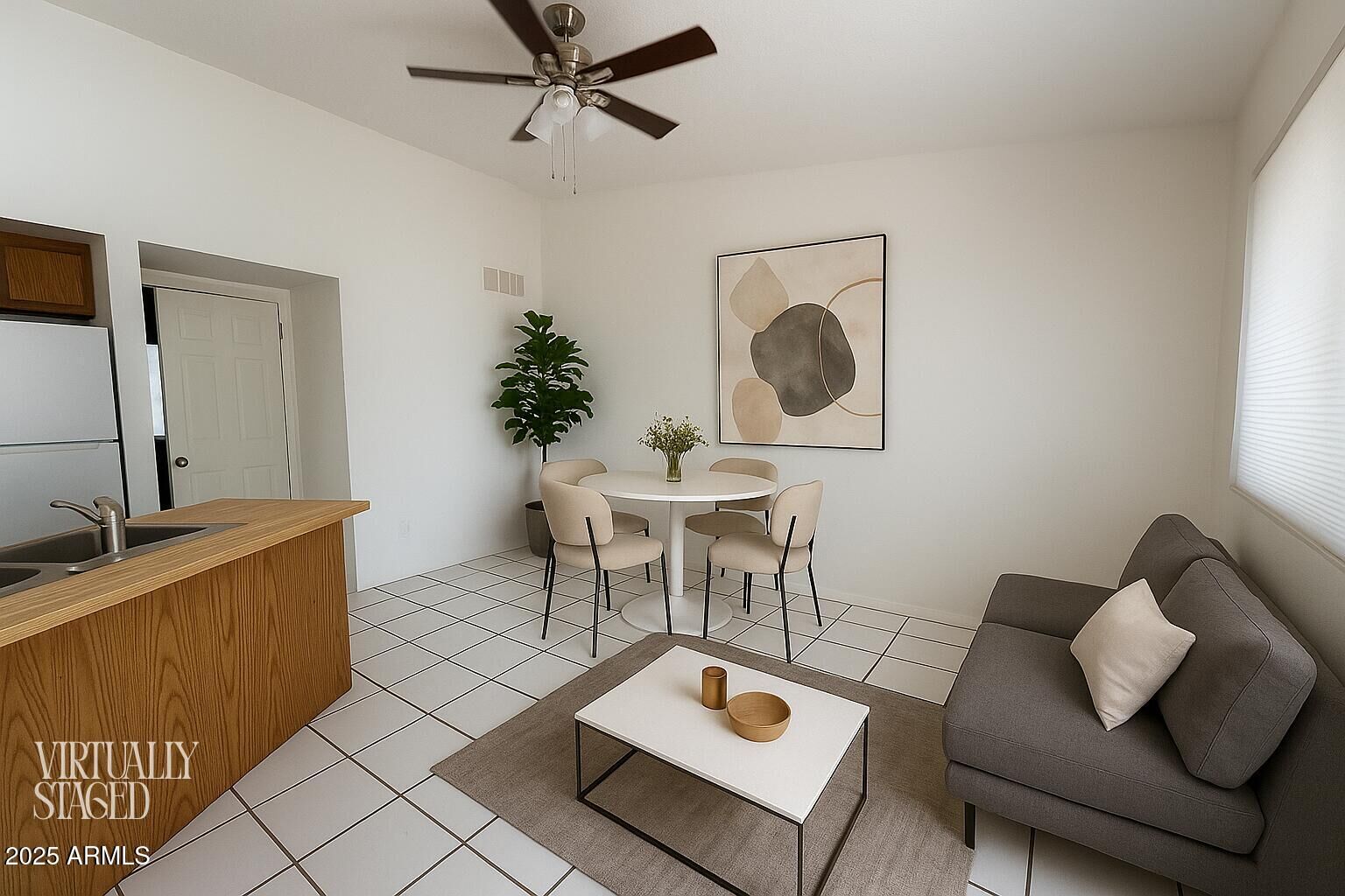 Property Photo:  302 S Westfall Avenue 3  AZ 85281 