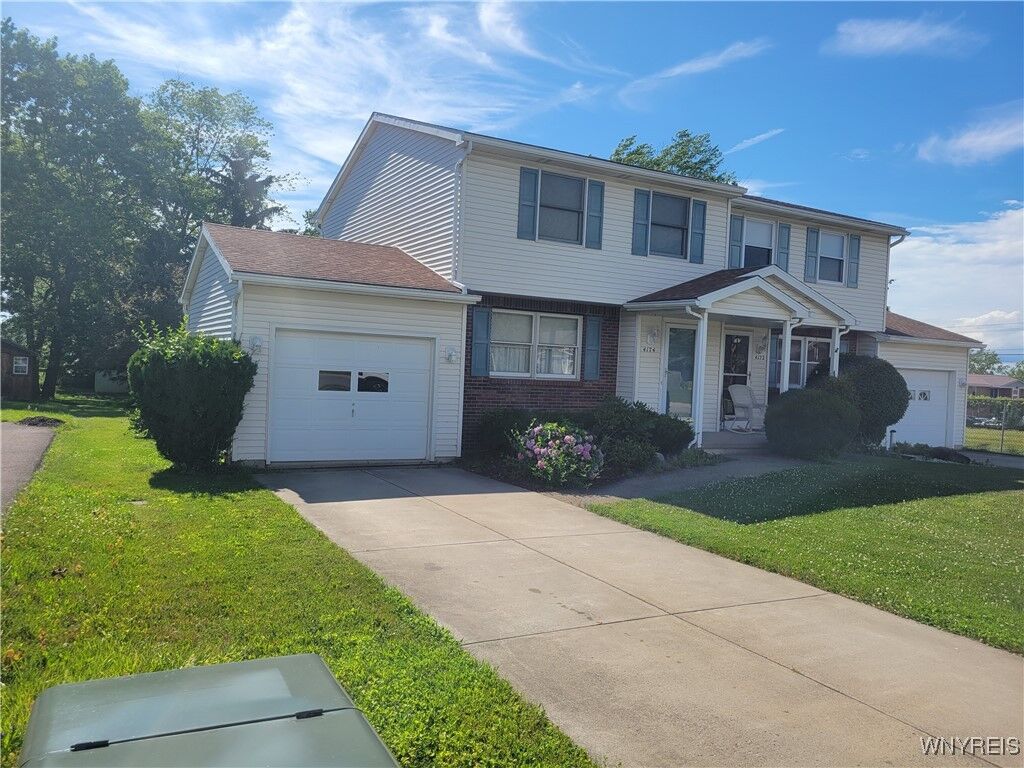 Property Photo: 4174 Victorian Dr NY 14075