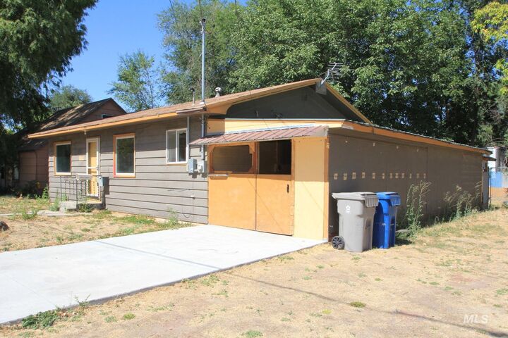 2224 2nd St S  Nampa ID 83651 photo