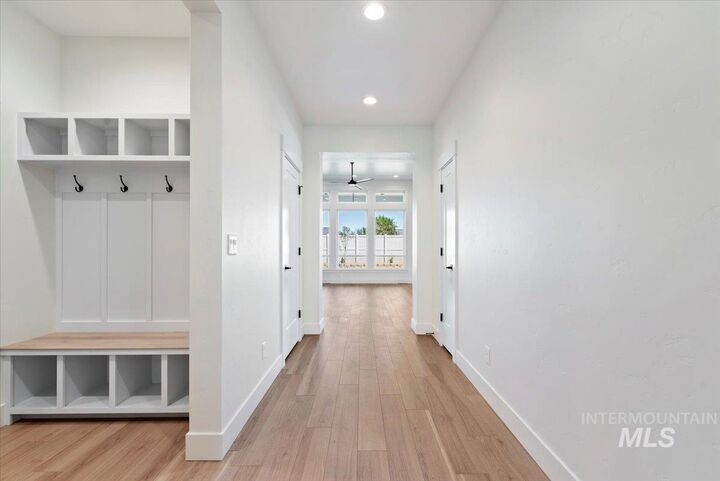 Property Photo: 1122 W Tida ID 83646