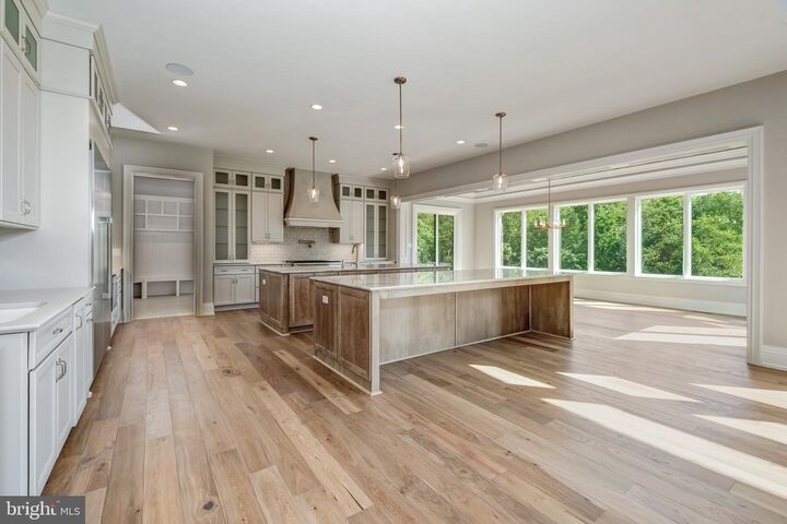 Property Photo:  545 Webb Rd #Dd  PA 19317 