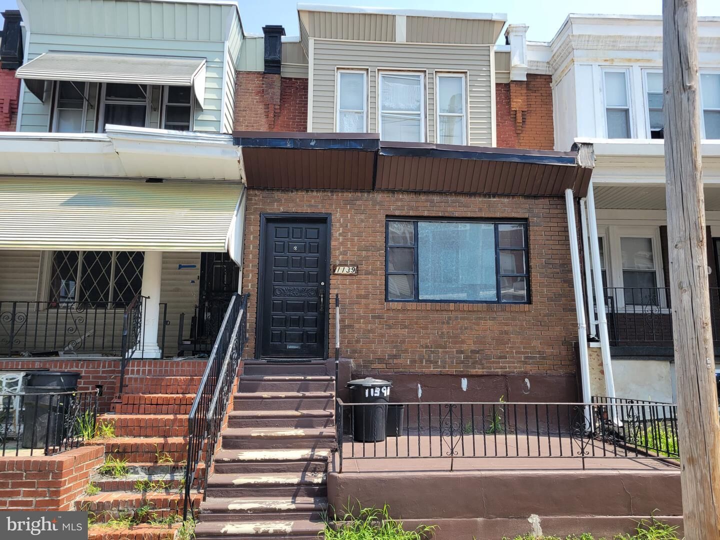 Property Photo:  1139 S Peach Street  PA 19143 