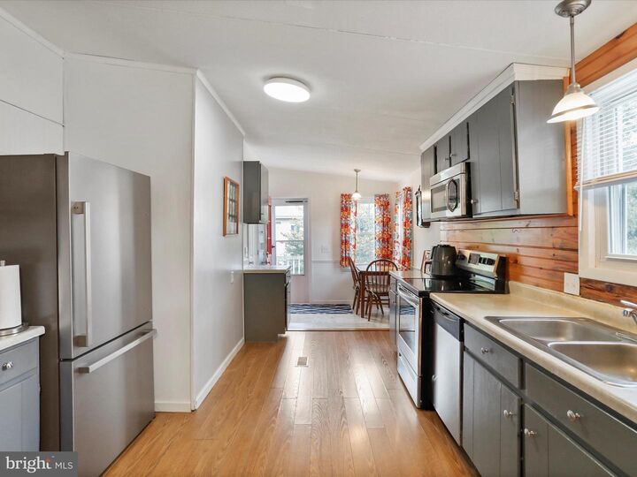 Property Photo: 36 Concord Avenue WV 25411